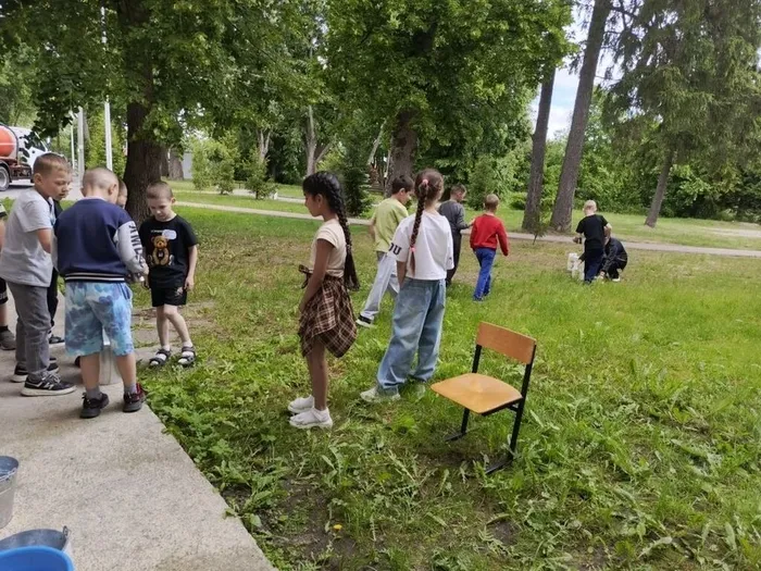 на фотографии поиски пропавшей сметаны
