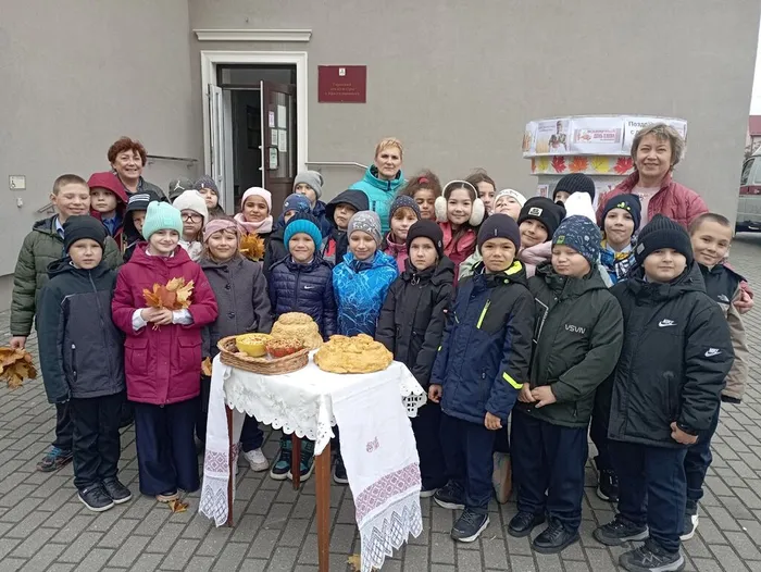на фото участники акции