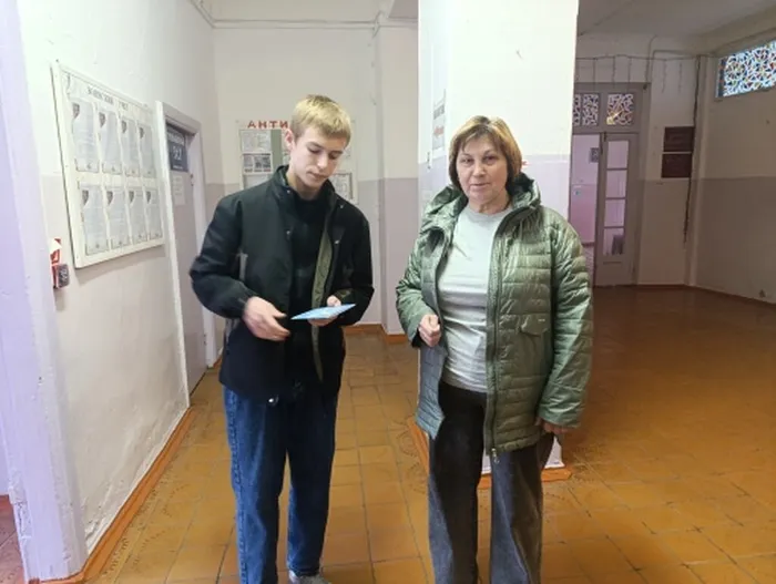 Вручение информационного буклета Антитеррор