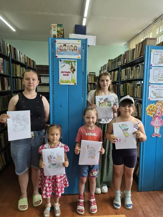 Выставка портретов именинницы
