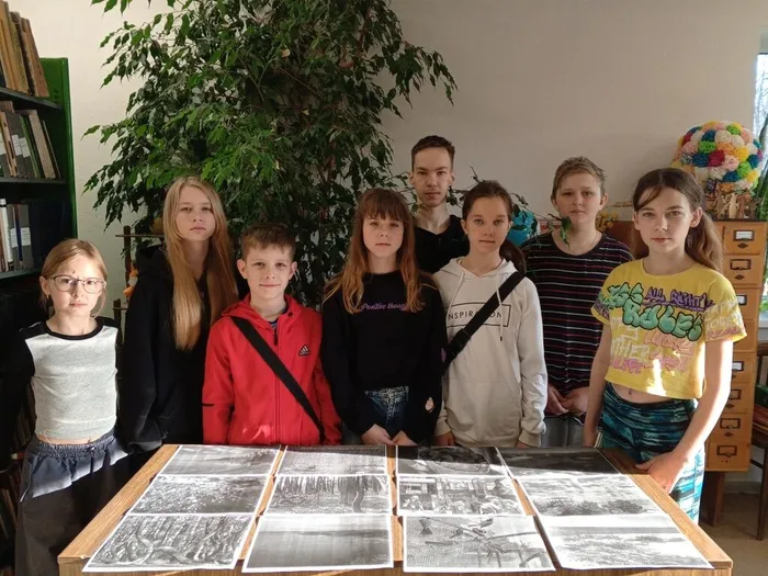 на фотографии участники мероприятия (4)