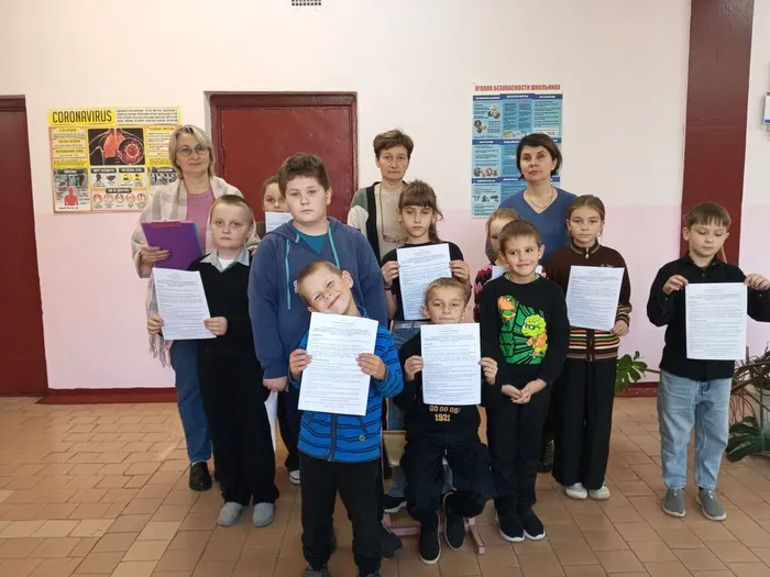 Все ребята получили памятку Осторожно, опасность! Терроризм и интернет