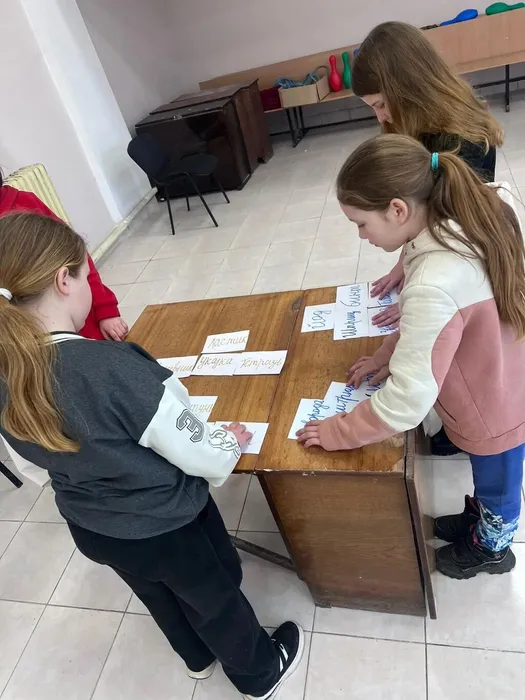 на фотографии фрагмент игровой программы (2)