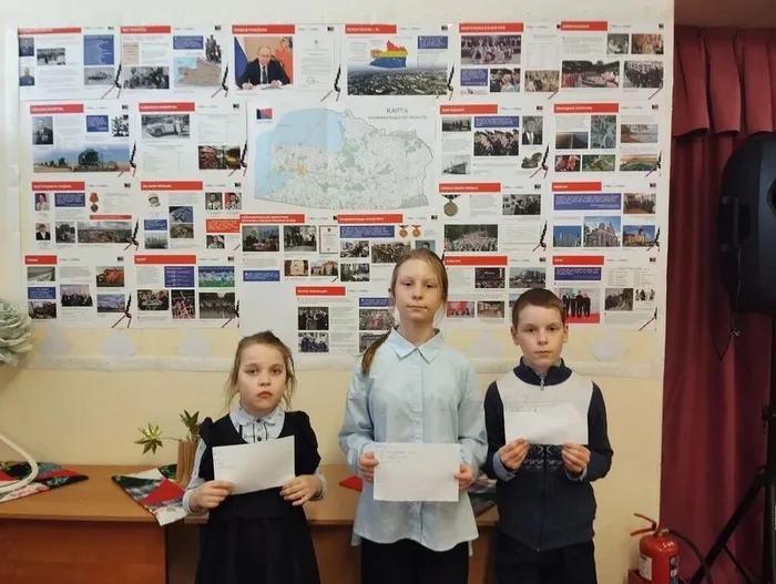 На снимке победители квиза ко Дню взятия Кёнигсберга