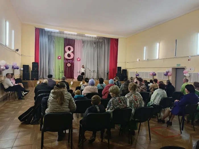 на фотографии фрагмент концерта (1)