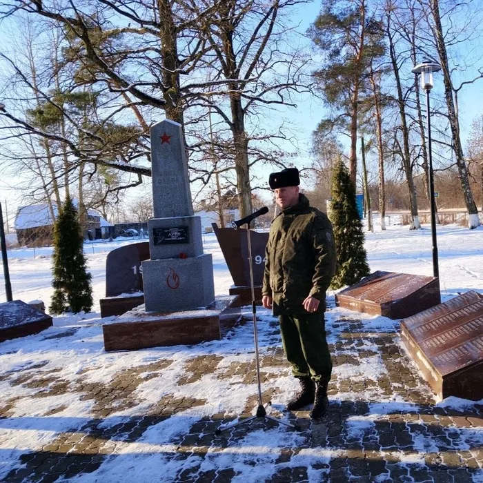 на фотографии фрагмент памятного мероприятия (4)