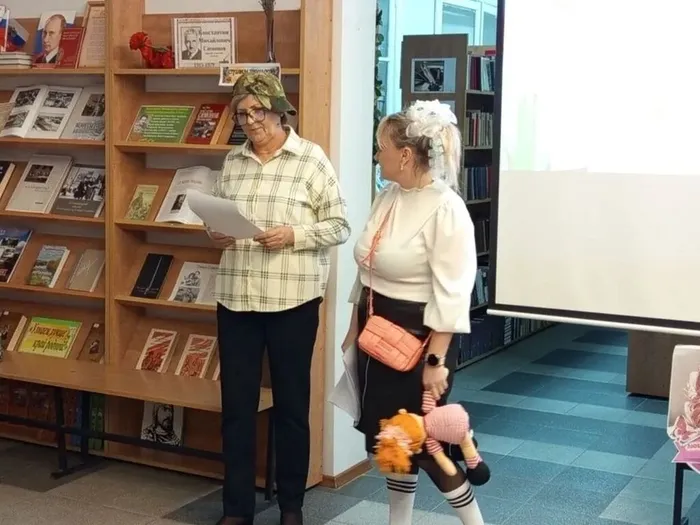 работники библиотеки