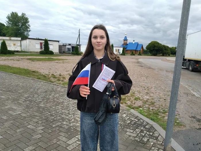 Вероника участвует в патриотической акции Священный флаг моей державы