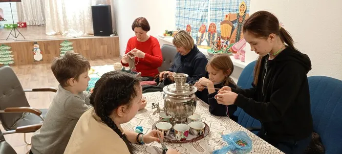 На фото фрагмент вечера за самоваром (4)