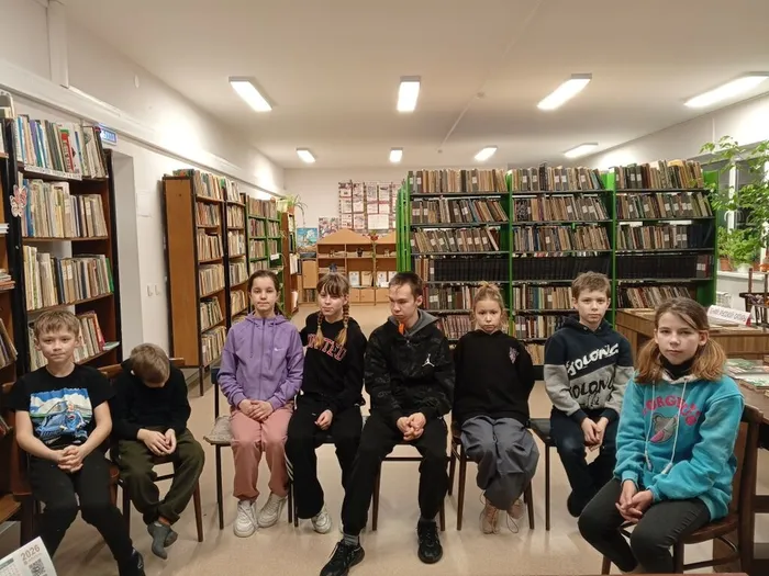 на фотографии участники мероприятия (2)