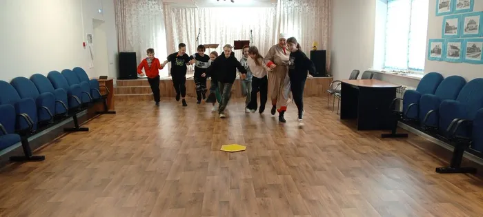 На фото фрагменты познавательно - развлекательной программы С нами чудо из чудес - Благовещение с небес! (3)