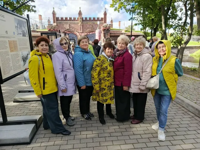 Серебряные волонтёры