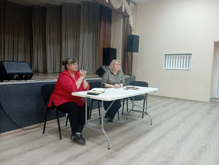 На фото Елена Мальковская и Елена Зоммер