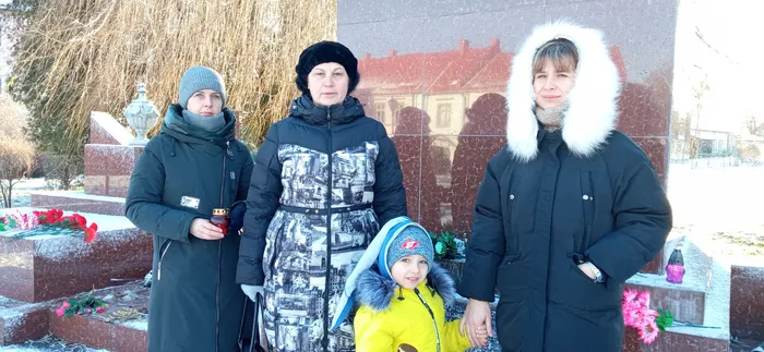 Участники акции Огни Победы.jpg
