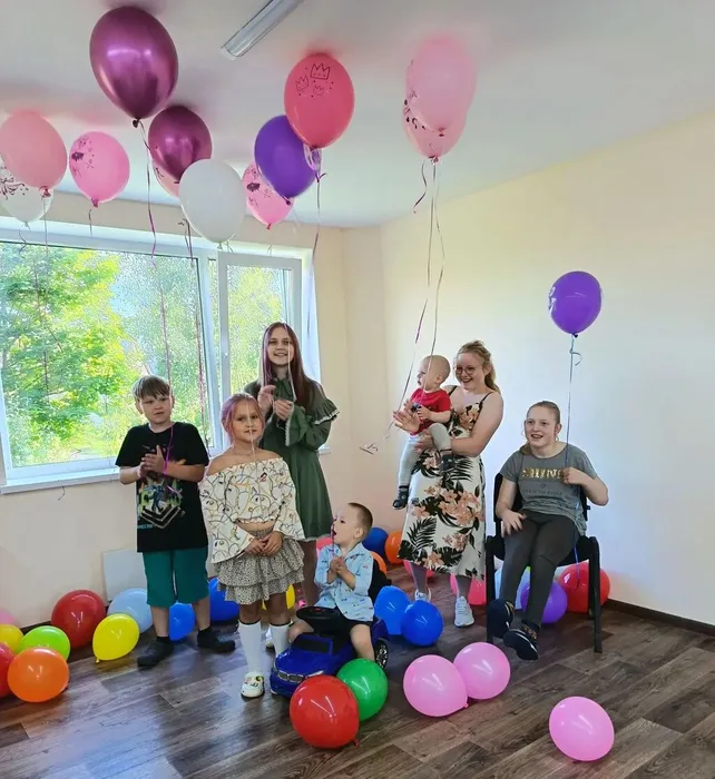 на фотографии гости праздника (1)