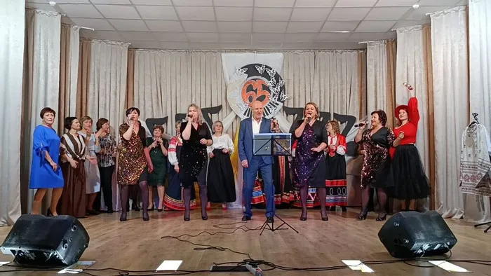 на фото участники праздника