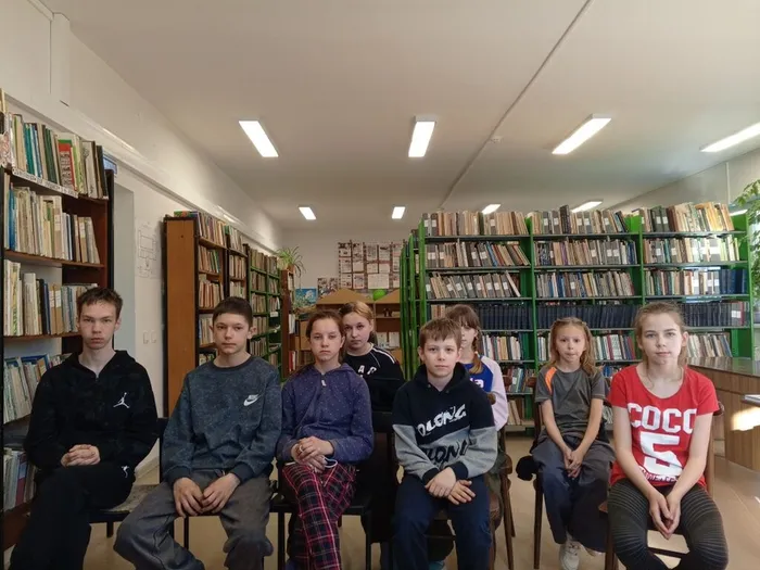 Участники мероприятия И в песнях, и в стихах поэтов, пусть расцветает край родной  (1)