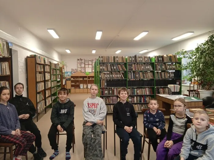 на фотографии участники мероприятия (2)