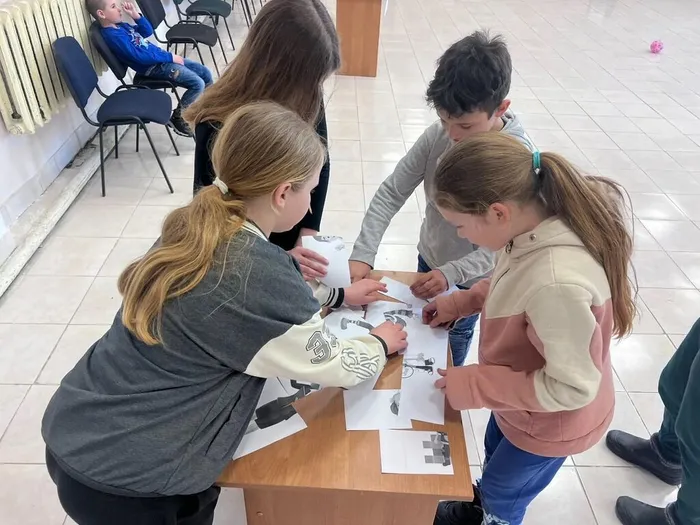 на фотографии фрагмент игровой программы (4)