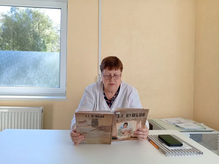 на фото участники акции (4)