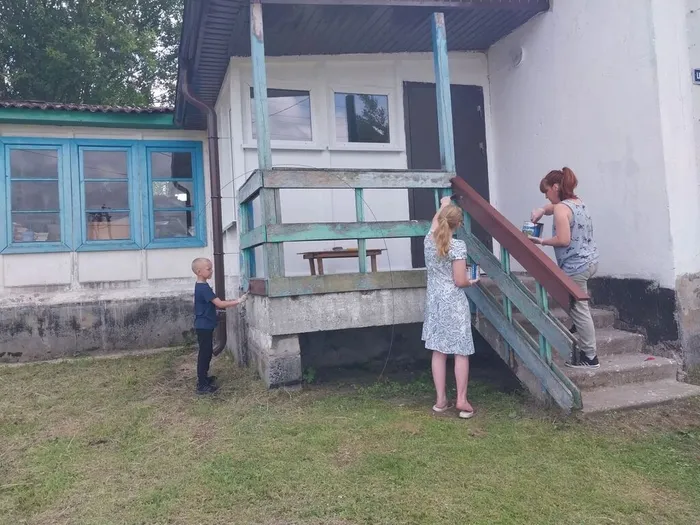 убираем территорию