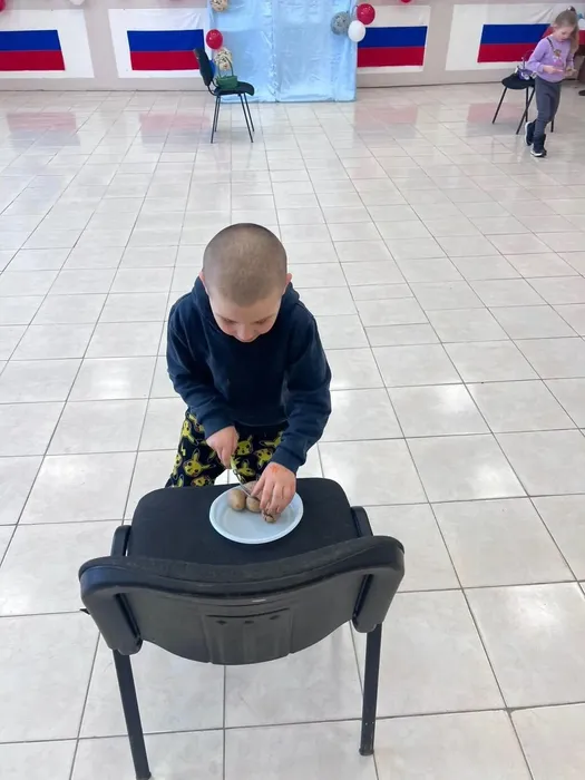 на фотографии фрагмент игровой программы (4)