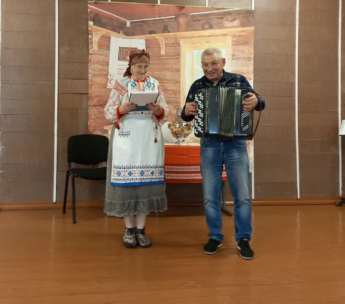 Поём частушки