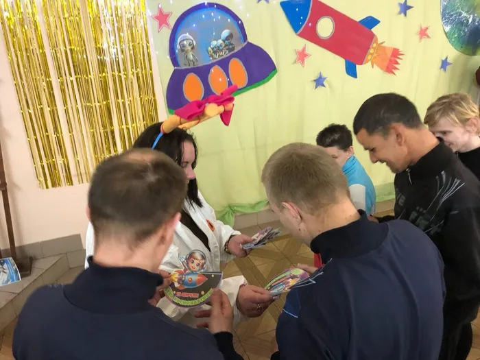 на фотографии участники мероприятия (7)