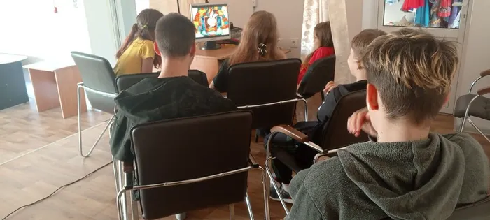 На фото фрагмент квиз - игры Фильм, фильм, фильм