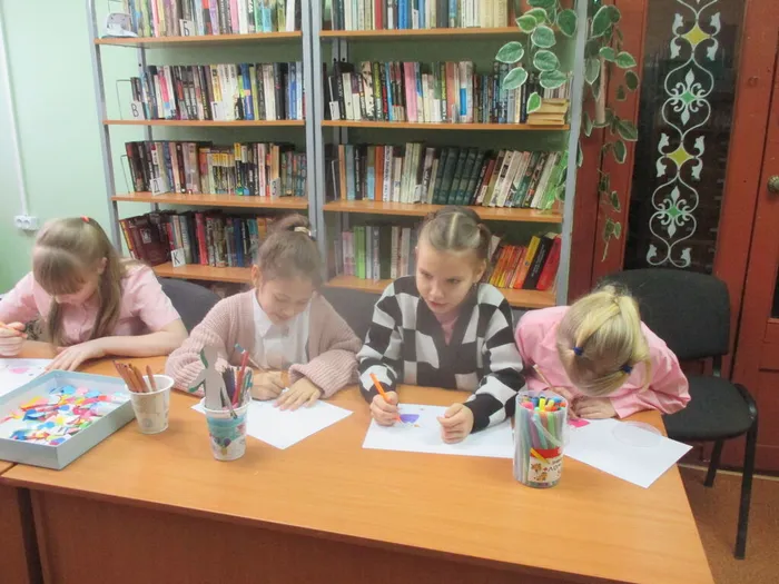 Раскрашиваем открытку