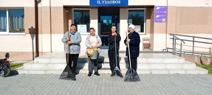 На снимке сотрудники Центра Культуры после трудового дня