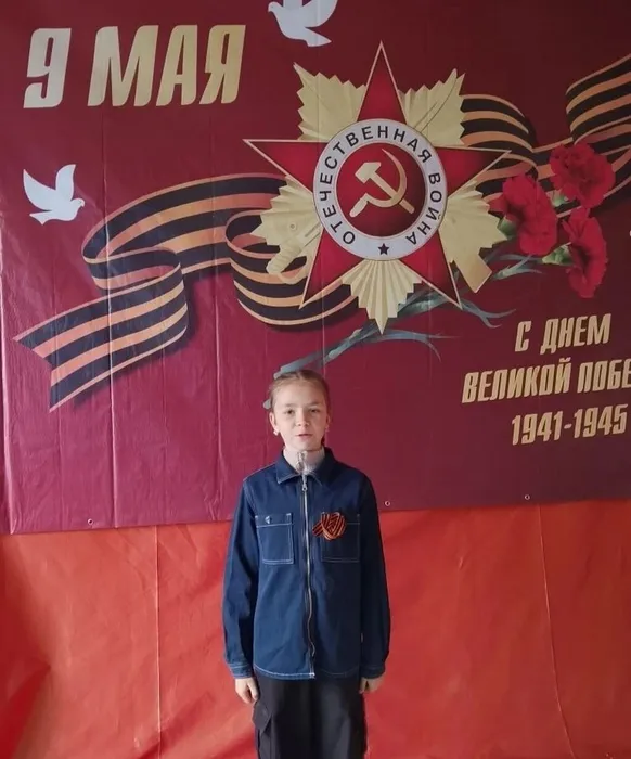 Смыкалова Таисия читает Дедушкин портрет