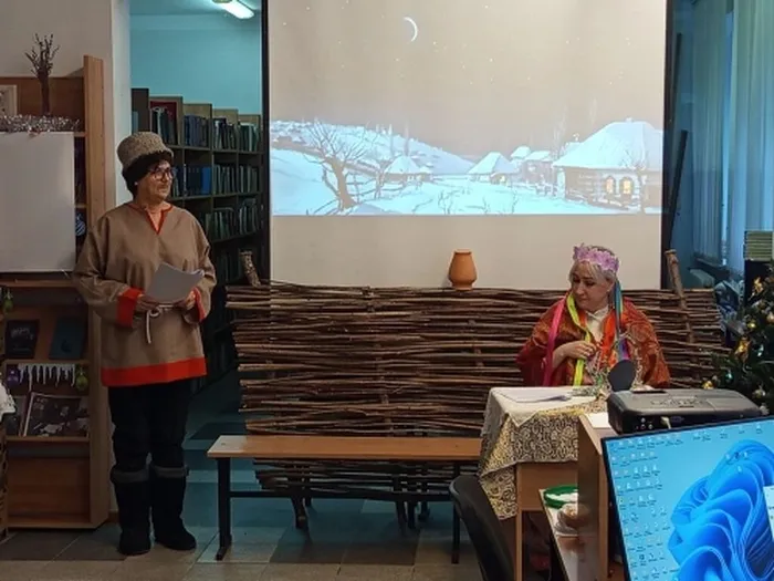 работники библиотеки