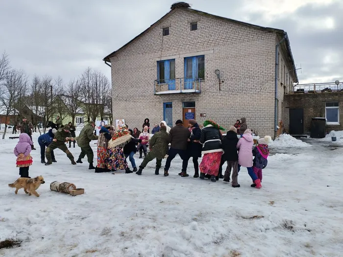 на фотографии фрагмент праздника (4)