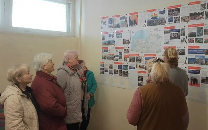 Первые посетители выставки