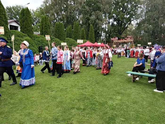 на фото участники праздника