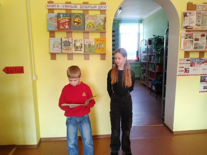 Женя читает стихи о Родине