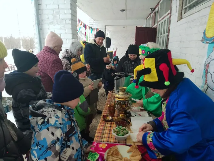 Угощение блинами