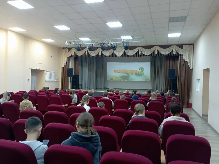 перед началом показа