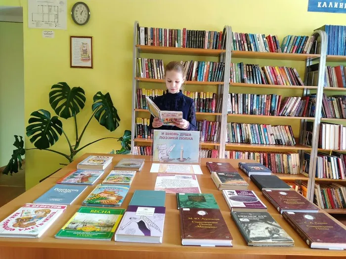 Ангелина читает стихи С. Михалкова