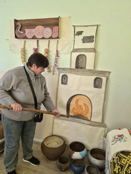 Ирина поведала о русской печи построенной переселенцами в нашей деревне