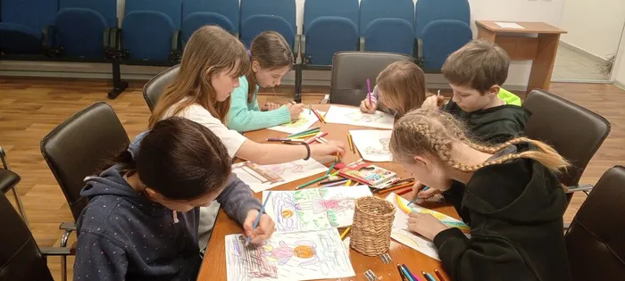 на фото посетители квеста (4)