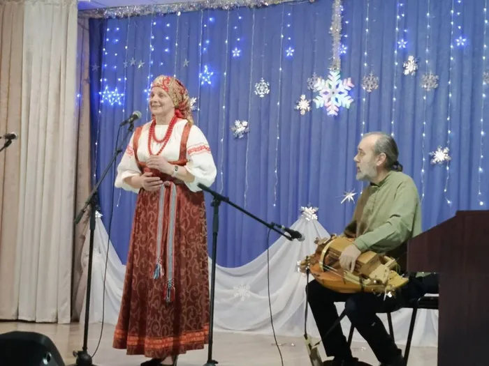 на фото Иоанна Романовская и Иван Немолочнов