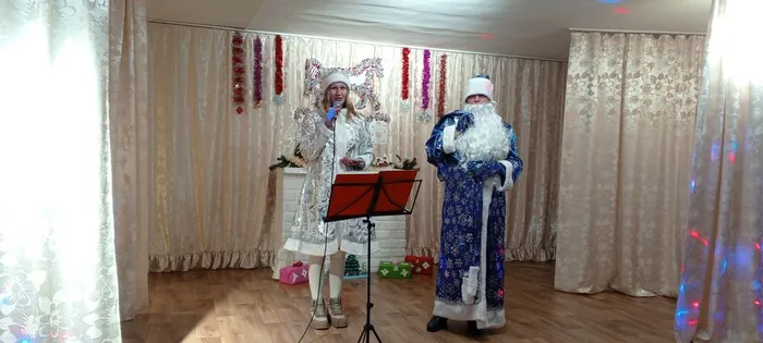 на фотографии участники мероприятия (3)