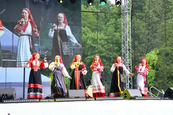 Народный фольклорнай ансамбль Чеботуха