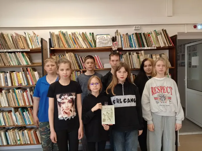 на фото участники мероприятия (1)