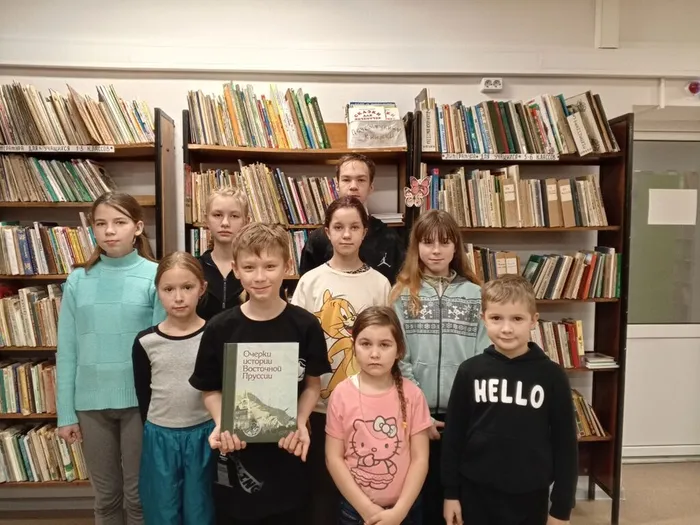 на фотографии участники викторины (1)