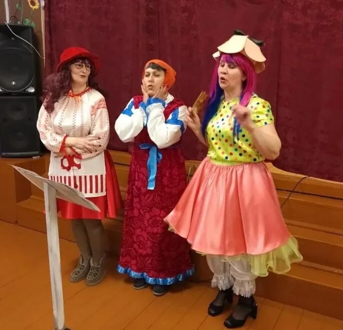 8..Поздравление от сказочных персонажей