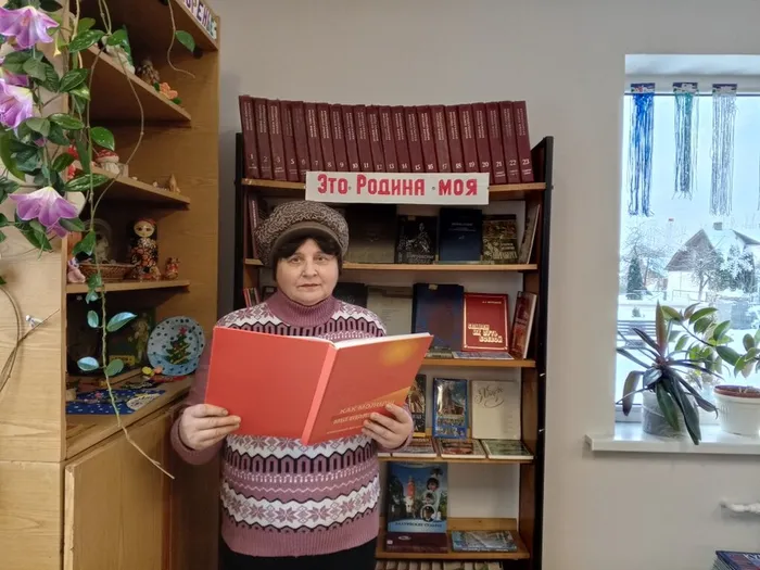 на фото посетитель библиотеки (2)