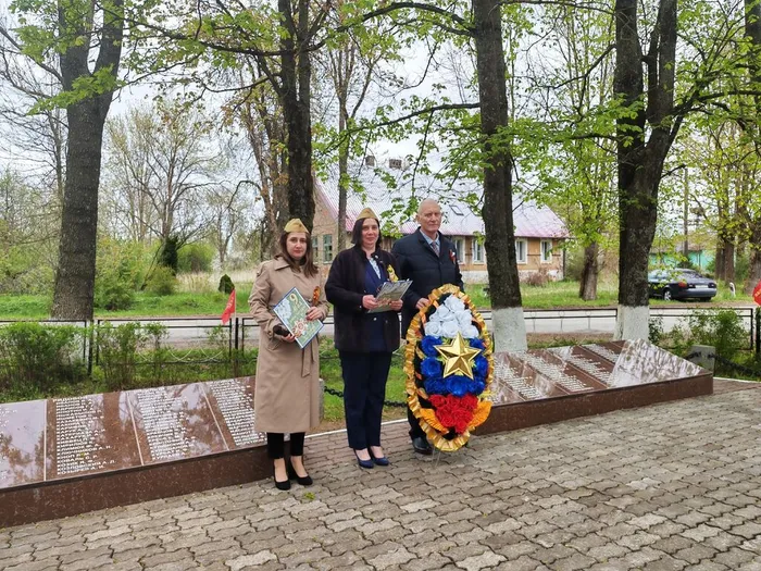 на фото участники мероприятия (3)